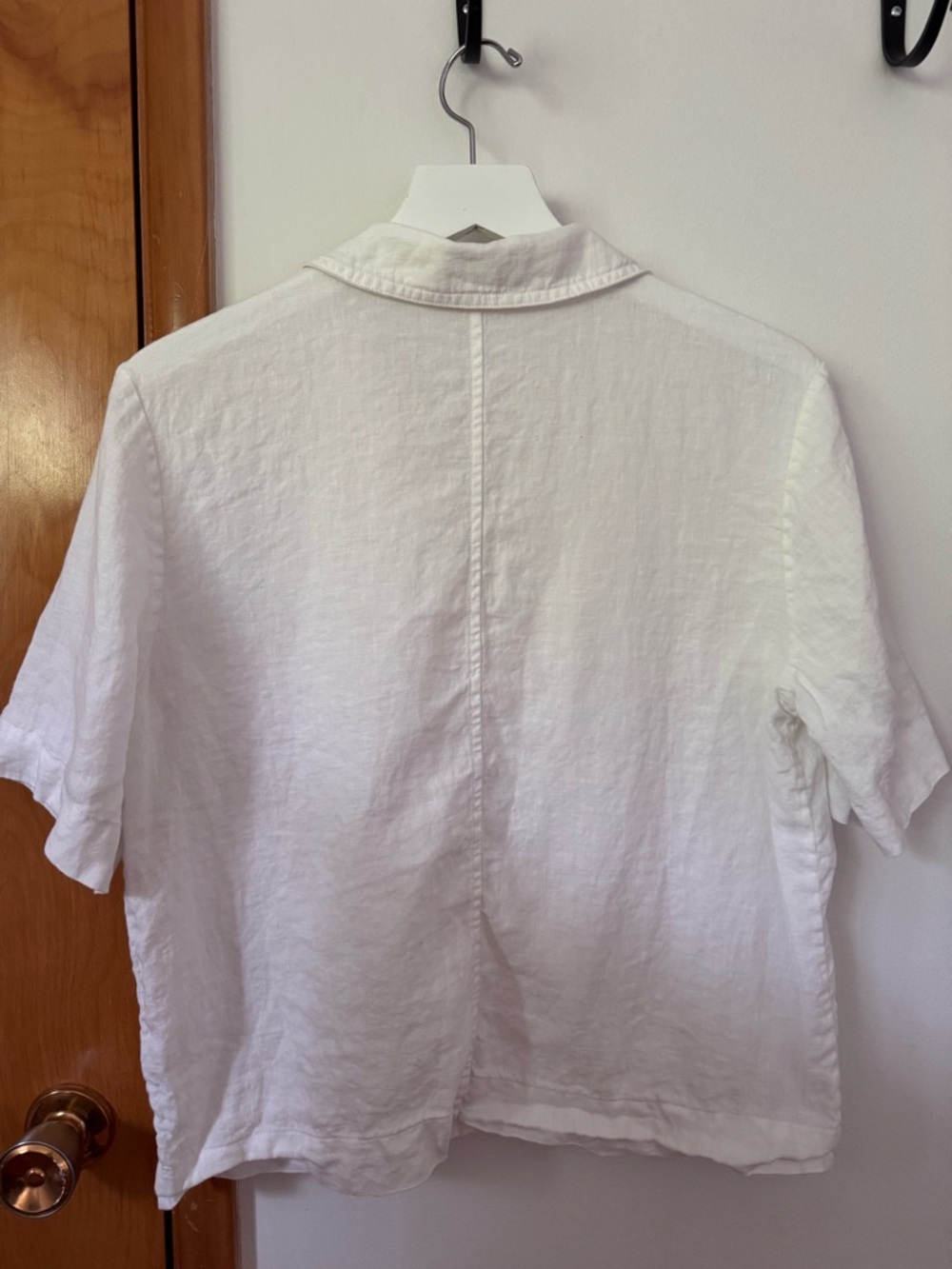 Everlane Linen Button-Down Top - Picture 4 of 4